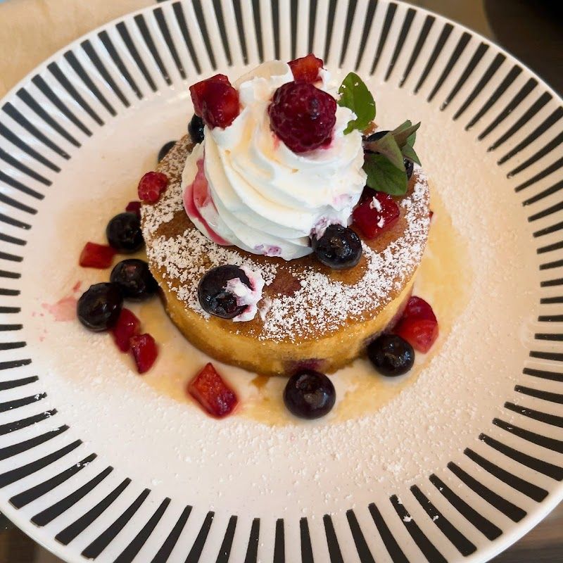 Cafe & Resto Cherry with Dogの写真 2