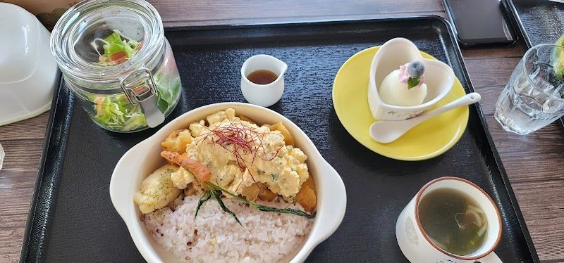 ドッグラン&カフェ With わんっ!の写真 2