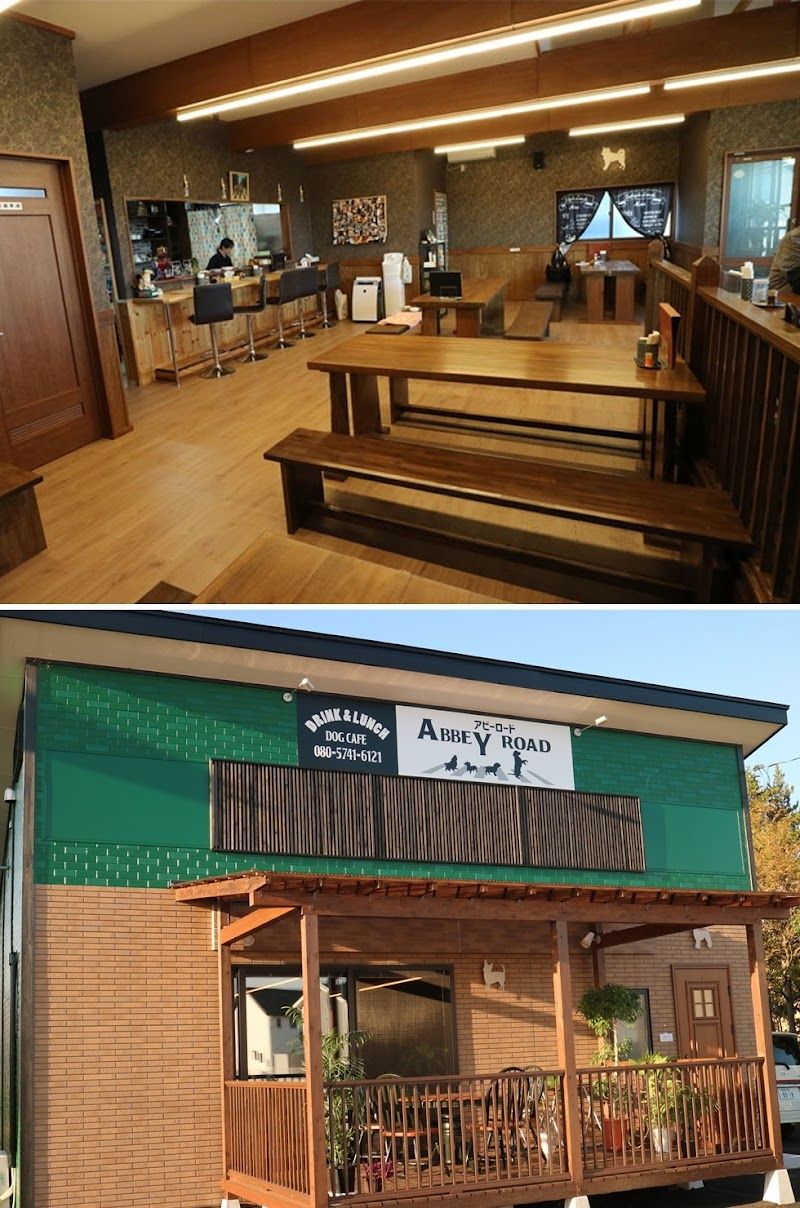 DOG CAFE ABBEY ROADの写真 1