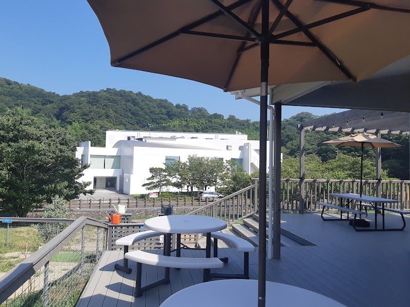 Ven! Kitchen & Dog Gardenの写真 1