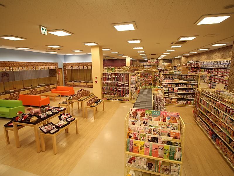ペットショップワンラブ フレスポ御所野店の写真 2