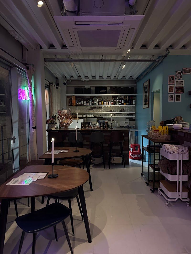 ＣＡＦＥＢＡＲ LiL (リル)の写真 1